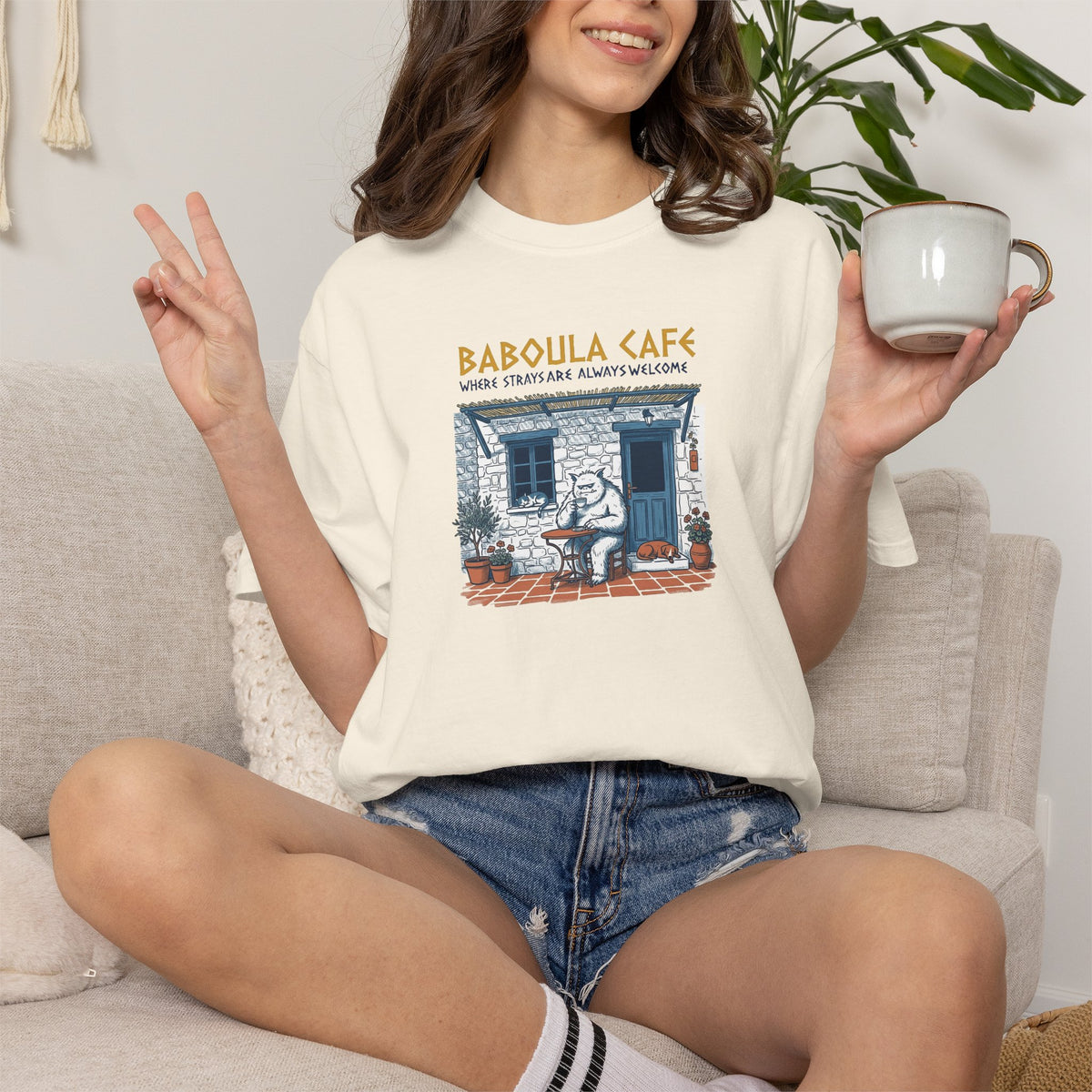 Baboula Café  – Where Strays are Welcome (cat & dog)